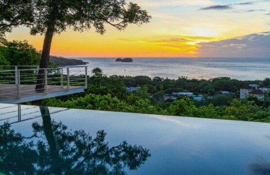 Book Summer Vacation in Costa Rica